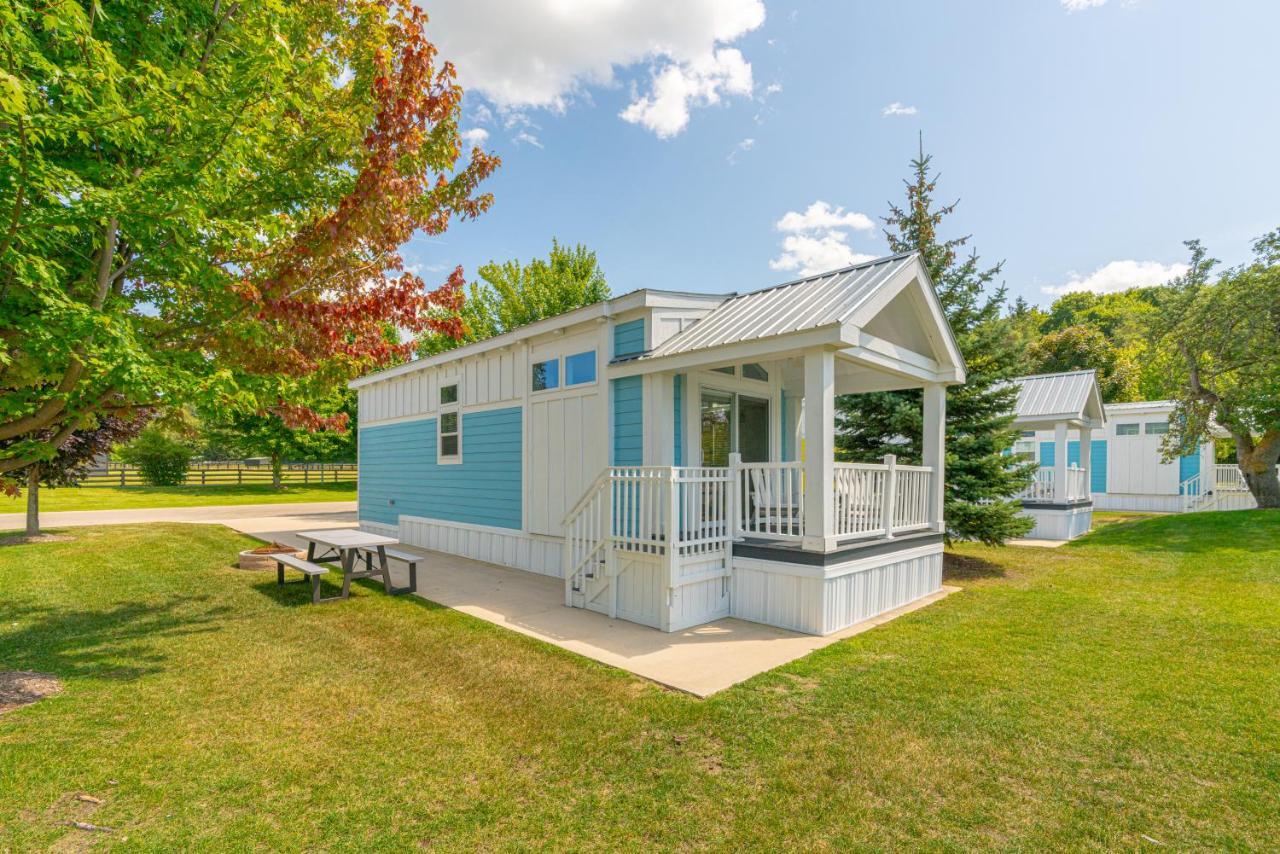 Sun Outdoors Petoskey Bay Harbor 호텔 외부 사진